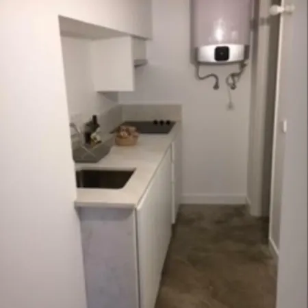 펜션 Akivillas Apollo 타비라